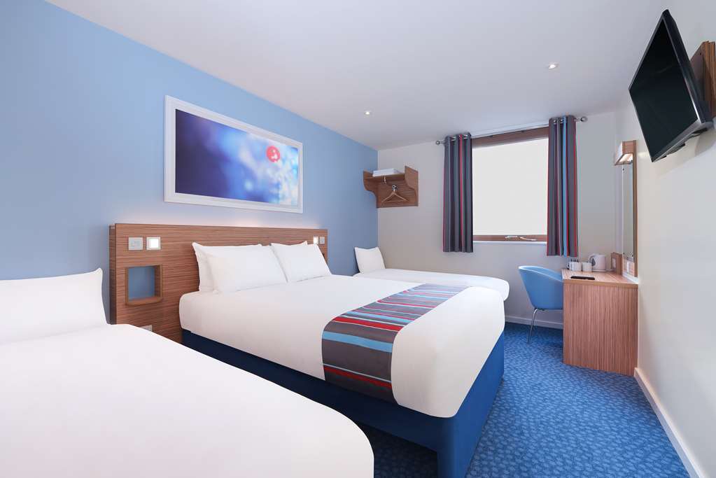 Travelodge Walton On Thames Walton-on-Thames Room photo