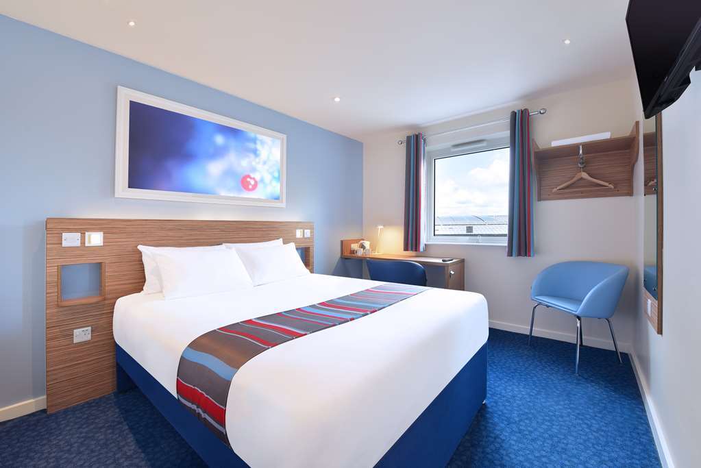 Travelodge Walton On Thames Walton-on-Thames Room photo